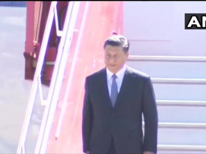 PM Modi tweeted to welcome Xi Chinping in English, Tamil and Mandarin languages, said- Welcome to India | पीएम मोदी ने शी चिनपिंग के स्वागत में अंग्रेजी, तमिल और मंडारिन भाषाओं में ट्वीट किया, कहा- भारत में आपका स्वागत है