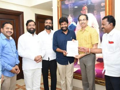 Shiv Sena gets support of 2 more MLAs of Prahar Janshakti Party. | महाराष्ट्र: शिवसेना की ताकत बढ़ी, PJP के दो विधायकों ने दिया समर्थन, सामना में शरद पवार की तारीफ Shiv Sena gets support of 2 more MLAs of Prahar Janshakti Party. | महाराष्ट्र: शिवसेना की ताकत बढ़ी, PJP के दो विधायकों ने दिया समर्थन, सामना में शरद पवार की तारीफ