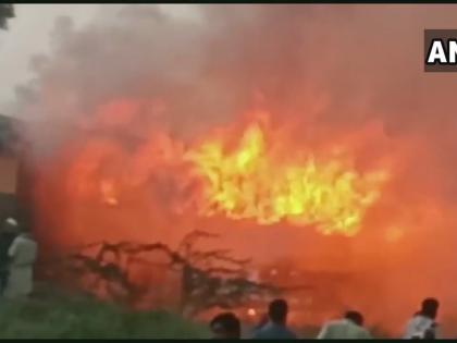 Death toll rises to 65, in incident where fire broke out in Karachi-Rawalpindi Tezgam express | पाकिस्तान: ट्रेन में उबाल रहे थे अंडे, हो गया विस्फोट, 65 लोगों की मौत, कई घायल