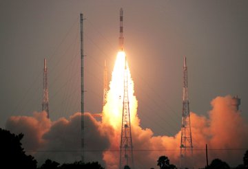 Heartily congratulates ISRO on successful launch of more than a dozen US nano satellites: Modi | इसरो ने देश को फिर गौरवान्वित किया, अमेरिका के एक दर्जन से अधिक नैनो उपग्रह के सफल प्रक्षेपण पर हृदय से इसरो को बधाईः मोदी