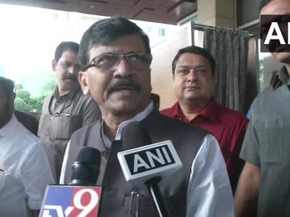 If Fadnavis read 'Saamana' while in power, he might have remained in power: Sanjay Raut | सत्ता में रहते हुए अगर फड़नवीस ‘सामना’ पढ़ते तो शायद सीएम पद पर रहतेः संजय राउत