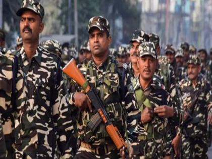 Lok Sabha Elections 2024: EVM button will be pressed under the supervision of 3.4 lakh central security personnel | Lok Sabha Elections 2024: 3.4 लाख केंद्रीय सुरक्षा जवानों की निगहबानी में दबेगा ईवीएम का बटन, चुनाव आयोग ने सर्वाधिक 920 सीएपीएफ कंपनियों की मांग बंगाल के लिए की