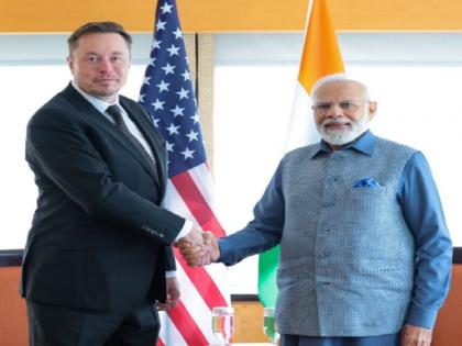 Tesla CEO Elon Musk meets PM Narendra Modi in New Yorks, says I am a fan of Modi | 'मैं मोदी का फैन हूं...', एलन मस्क ने की प्रधानमंत्री से न्यूयॉर्क में मुलाकात, भारत में टेस्ला के निवेश पर कही ये बड़ी बात