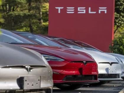Elon Musk's Tesla Signs Lease Deal To Open First Showroom In Mumbai  February 16, 2025 and will pay rent of about $446,000 for the first year for 4,003 square feet | Elon Musk's Tesla: मुंबई से खरीद सकते हैं टेस्ला?, शोरूम के लिए इतना किराया चुकाएंगे एलन मस्क