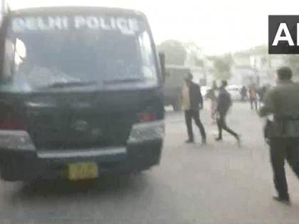 Daryaganj violence case accused have been remanded to 2 days judicial custody. | CAA Protest: दरियागंज हिंसा मामले में गिरफ्तार 15 लोग कोर्ट में पेश, 2 दिन की न्यायिक हिरासत में