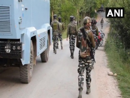 Jammu Kashmir Joint operation in Chingam area Kulgam district two terrorists killed | जम्मू-कश्मीर के कुलगाम में मुठभेड़, सुरक्षाबलों ने दो आतंकियों को ढेर किया