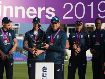 England beat Pakistan by 54 run in 5th ODI to Clean Swipe in Series | World Cup से पहले पाकिस्तान का सूपड़ा साफ, 5 मैचों की वनडे सीरीज में इंग्लैंड ने 4-0 से दी मात