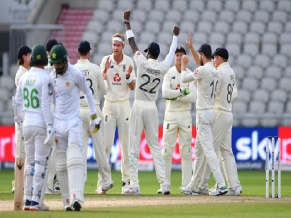 England vs Pakistan, 1st Test, Day 3 Match Report: England makes comeback with brilliant display of bowling | ENG vs PAK, 1st Test: गेंदबाजों के दम पर इंग्लैंड की जोरदार वापसी, दूसरी पारी में लड़खड़ाई पाकिस्तानी बैटिंग
