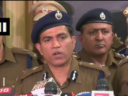Delhi: Police has arrested one person, in connection with 5 people of a family found dead in Bhajanpura | भजनपुरा हत्याकांडः 30 हजार के लिए भाई ने भाई के परिवार को किया खत्म, जो सामने आया लोहे की रॉड और धारदार हथियार से मार डाला