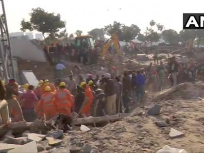 Three-storey building collapsed in Mohali, 15-20 people buried in debris, NDRF team on the spot | मोहाली में तीन मंजिला इमारत ढही, मलबे में 15-20 लोग दबे, NDRF की टीम मौके पर