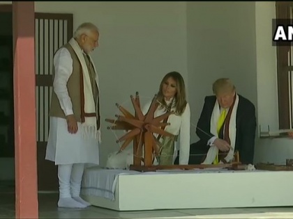 US President Donald Trump and First Lady Melania Trump spin the Charkha at Sabarmati Ashram | गांधीजी के ‘तीन बुद्धिमान बंदरों’ की संगमरमर की मूर्ति, किताबें और चरखा ट्रंप को तोहफे में मिली 
