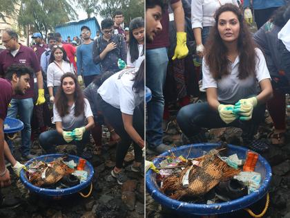 ईशा गुप्ता ने युवाओं के साथ मिलकर की बांद्रा बीच की सफाई, पिक्स ने जीता फैंस का दिल