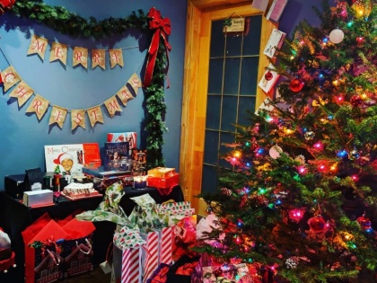Merry Christmas 2018 best home decoration ideas, How to decorate your homes for Christmas Party 2018 | क्रिसमस स्पेशल : इस क्रिसमस इन 5 सस्ते तरीकों से सजा सकते हैं अपना घर