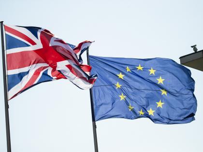 Vedpratap Vedic blog: Britain turning its back on the European Union | वेदप्रताप वैदिक का ब्लॉग: यूरोपीय संघ से मुंह मोड़ता ब्रिटेन Vedpratap Vedic blog: Britain turning its back on the European Union | वेदप्रताप वैदिक का ब्लॉग: यूरोपीय संघ से मुंह मोड़ता ब्रिटेन