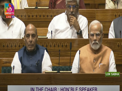 Lok Sabha passes Women's Reservation Bill in Lok Sabha 454 MPs vote in favour 2 MPs vote against | Women's Reservation Bill: महिला आरक्षण बिल लोकसभा में पारित, पक्ष में पड़े 454 वोट, विपक्ष में केवल 2 मत