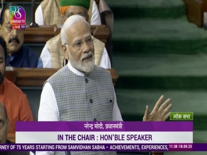 PM Modi said A child from a poor family living on the railway platform reached Parliament Special Session | पीएम मोदी संसद में बोले, "रेलवे प्लेटफॉर्म पर गुजारा करने वाला गरीब परिवार का बच्चा पार्लियामेंट में पहुंच गया, ये भारत के लोकतंत्र की ताकत है"