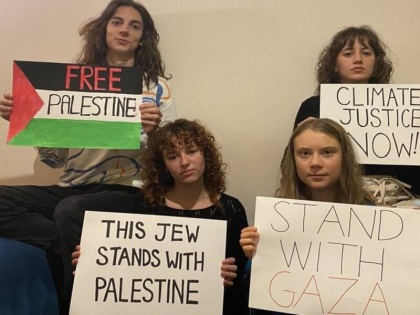 Israel excludes environmental activist Greta Thunberg from school curriculum | Israel-Hamas War: इजराइल ने पर्यावरण कार्यकर्ता ग्रेटा थनबर्ग को स्कूली पाठ्यक्रम से बाहर किया, फिलिस्तीन और गाजा के लोगों का किया था समर्थन