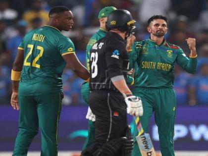 South Africa beats New Zealand by runs ICC World Cup 2023 | NZ vs SA: दक्षिण अफ्रीका ने न्यूजीलैंड 190 को रन से हराया, कीवी टीम के लिए सेमीफाइनल की राह मुश्किल हुई