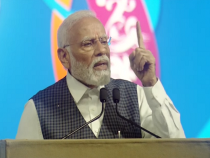 PM Modi said in 'India Mobile Congress' India has become an exporter of mobile phones from an importer | 'इंडिया मोबाइल कांग्रेस' में बोले पीएम मोदी - भारत आयातक से मोबाइल फोन का निर्यातक बन गया है, कांग्रेस पर भी निशाना साधा