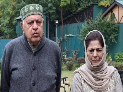 "Farooq Abdullah, Mehbooba Mufti joined hands with ISI for atrocities on Kashmiri Pandits", BJP leader's scathing attack | "फारूक अब्दुल्ला, महबूबा मुफ्ती ने कश्मीरी पंडितों पर अत्याचार के लिए आईएसआई से हाथ मिलाया", भाजपा नेता का तीखा हमला