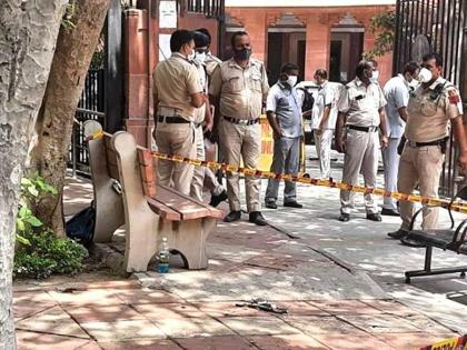 Morena Fight over dog Dalit woman and daughter brutally beaten and dragged road Rajesh Tomar and Kumher Singh Tomar arrested | Morena: कुत्ते को लेकर झगड़ा, दलित महिला और बेटी को बेरहमी से पीटा और सड़क पर घसीटा?, राजेश तोमर और कुम्हेर सिंह तोमर अरेस्ट Morena Fight over dog Dalit woman and daughter brutally beaten and dragged road Rajesh Tomar and Kumher Singh Tomar arrested | Morena: कुत्ते को लेकर झगड़ा, दलित महिला और बेटी को बेरहमी से पीटा और सड़क पर घसीटा?, राजेश तोमर और कुम्हेर सिंह तोमर अरेस्ट