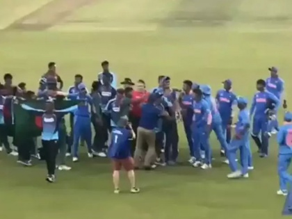 ICC under 19 World Cup: Bangladesh Players fight with Indian Players after Match | अंडर-19 वर्ल्ड कप का खिताब जीतने के बाद भारतीय खिलाड़ियों से भिड़े बांग्लादेशी प्लेयर्स, वीडियो हुआ वायरल