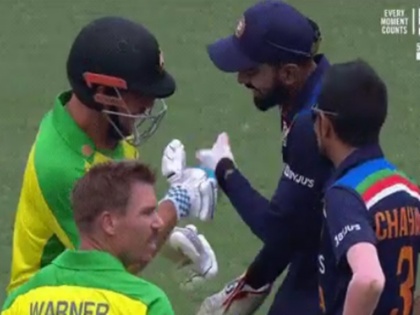 Australia vs India 2nd ODI KL Rahul shares a light moment with Aaron Finch after he gets hit on stomach | VIDEO: एरोन फिंच को लगी सैनी की 145 kph की गेंद, फिर केएल राहुल ने जाकर ऑस्ट्रेलियाई कप्तान का पूछा हाल