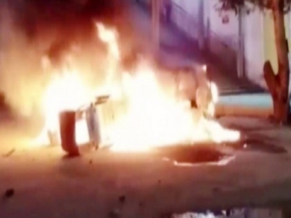 Bihar Gaya Shocking incident, man burnt after locked in car | बिहार के गया में दिल दहलाने वाली घटना, बोलेरो गाड़ी में शख्स को बंद कर लगा दी आग