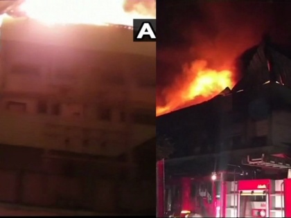Daman: Fire broke out at a pen-making factory | दमन: पेन बनाने की फैक्ट्री में लगी भीषण आग, राहत-बचाव कार्य में जुटी दमकल की 12 गाड़ियां