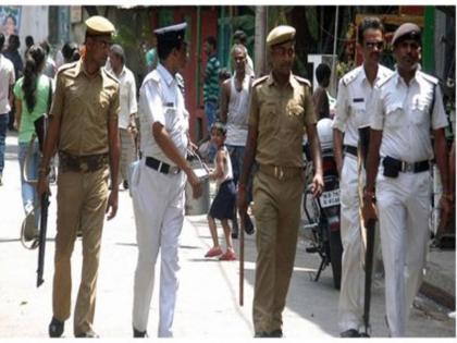 5000 cops deployed in city to keep vigil on Kali Puja, Diwali | दिवाली पर कालीपूजा के दौरान कोलकाता में की गई पांच हजार पुलिसकर्मियों की तैनाती 5000 cops deployed in city to keep vigil on Kali Puja, Diwali | दिवाली पर कालीपूजा के दौरान कोलकाता में की गई पांच हजार पुलिसकर्मियों की तैनाती