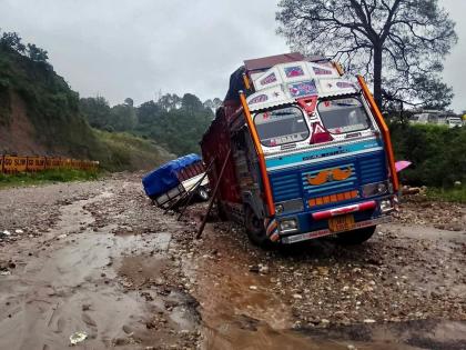 climate change Disasters make realize emergency Cloudbursts, floods, landslides, waterlogging in cities, collapse and breakage of roads blog Abhishek Kumar Singh | जलवायु परिवर्तन के आपातकाल का अहसास कराती आपदाएं, बादल फटने, बाढ़, भूस्खलन, जलभराव, सड़कों के धंसने की घटनाएं