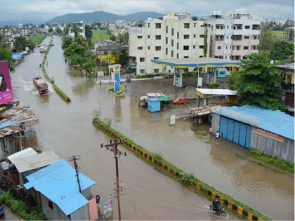 Flood-Like Situation in Hyderabad, flood situation in Karnataka critical | हैदराबाद में बारिश का नया दौर, कर्नाटक में बाढ़ की स्थिति गंभीर, कृष्णा और भीमा नदियों के उफान पर