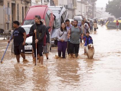 Spain floods devastation 202 people died eastern Valencia province alone death toll 205 unknown number people still missing see watch video | Spain floods: स्पेन में बाढ़ से तबाही?, अकेले पूर्वी वेलेंशिया प्रांत में 202 लोगों की मौत, मरने वाले की संख्या 205, कई लापता Spain floods devastation 202 people died eastern Valencia province alone death toll 205 unknown number people still missing see watch video | Spain floods: स्पेन में बाढ़ से तबाही?, अकेले पूर्वी वेलेंशिया प्रांत में 202 लोगों की मौत, मरने वाले की संख्या 205, कई लापता