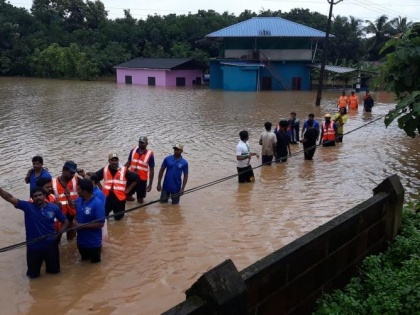 183 people lost their lives cause of heavy rain and flood in india | दक्षिण और पश्चिम भारत में बाढ़ और बारिश ने ली 183 लोगों की जान, कई शवों के मलबे में दबे होने की आशंका