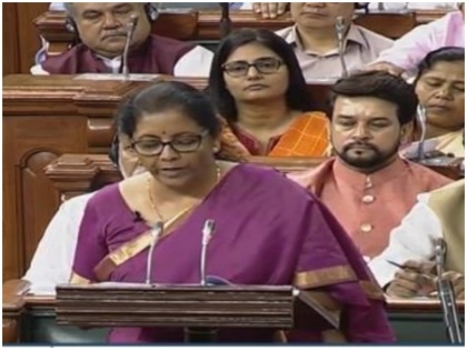 Budget 2019: Do you know the name of shayar which whom nirmala sitharaman maintain shayari | Budget 2019: जानिए वित्त मंत्री निर्मला सीतारमण ने बजट भाषण में किस शायर का पढ़ा शेर