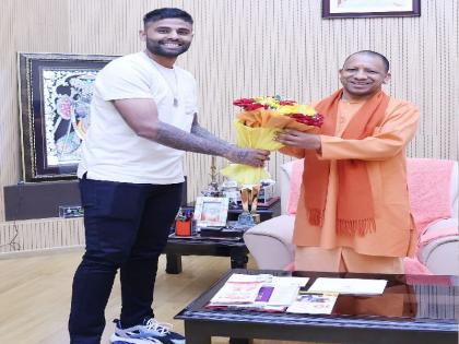 Suryakumar Yadav met Uttar Pradesh Chief Minister Yogi Adityanath | उत्तर प्रदेश के मुख्यमंत्री योगी आदित्यनाथ से मिले सूर्यकुमार यादव, देखिए तस्वीरें