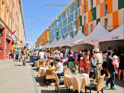 Coronas virus stings American food banks due to hunger | Coronavirus Update: अमेरिका में बेरोजगार हो गए करोड़ों लोग, खाने-पीने के लिए भोजन बैंक पर हुए निर्भर Coronas virus stings American food banks due to hunger | Coronavirus Update: अमेरिका में बेरोजगार हो गए करोड़ों लोग, खाने-पीने के लिए भोजन बैंक पर हुए निर्भर