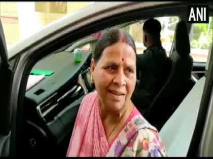 Former Bihar CM and RJD leader Rabri Devi charged pm modi says we are not afraid will fight video | बिहार: "पीएम मोदी को लालू यादव से है डर, हमें बांधना चाहते हैं, लेकिन हम डरेंगे नहीं, लड़ेंगे", बोली राबड़ी देवी, देखें वीडियो