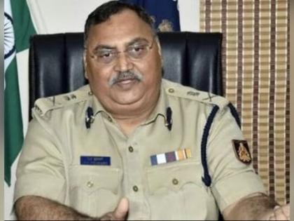 Bengaluru Wife Pallavi threw chilli powder face before stabbing him Brutal murder 1981 batch IPS and former DGP Om Prakash resident of Bihar Karnataka see video | पत्नी पल्लवी ने चाकू मारने से पहले चेहरे पर मिर्च पाउडर फेंका?, मारने के बाद दोस्त को ‘वीडियो कॉल’ कर कहा- मैंने राक्षस को मार दिया, देखें वीडियो