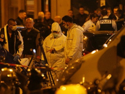 terror probe central Paris knifeman shouted "Allahu akbar" | फ्रांसः 'अल्लाहु अकबर' चीखते दहशतगर्द ने मचाई तबाही, 2 की मौत