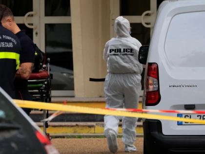 France school knife attack Teacher reported killed two others injured suspected terrorist attack Interior Minister Gerald Darmanin Chechen origins who cried “Allahu Akbar” during attack see video | France school knife attack: आतंकवादी हमले का संदेह!, फ्रांस के स्कूल में चाकू से हमला, शिक्षक की हत्या और दो अन्य घायल, मंत्री गेराल्ड डर्मैनिन ने कहा-चेचन मूल का 20 वर्षीय व्यक्ति अरेस्ट