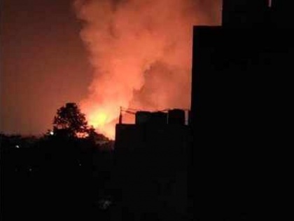More than 200 slums were set on fire in the slum area of West Delhi | Delhi Ka Taja Samachar: पश्चिम दिल्ली के झुग्गी झोपड़ी इलाके में आग लगी, 200 से ज्यादा झुग्गियां खाक