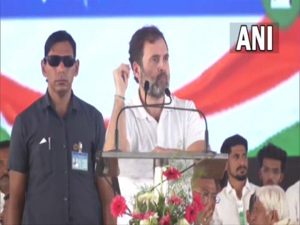 Rahul Gandhi holds election rally in Kolar Karnataka attack on Narendra Modi regarding Adani case | कर्नाटक में बोले राहुल गांधी- 'अयोग्य घोषित कर दो, जेल में डाल दो कुछ भी कर दो, मुझे फर्क नहीं पड़ता'