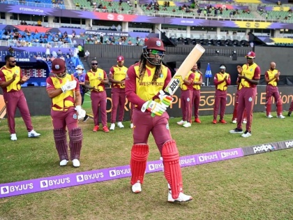 T20 World Cup 'Thank you Chris Gayle' trends West Indies legend appears to have played his last game WATCH | T20 World Cup: क्रिस गेल ने खेला आखिरी मैच, बल्ला उठाकर संन्यास का दिया संकेत, देखें वीडियो, 'थैंक यू क्रिस गेल' ट्रेंड करने लगा