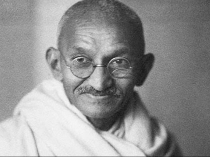 mahatma gandhi birth anniversary when Gandhi spent one night in railway station police barrack | जब 1919 में गांधी जी को मथुरा रेलवे स्टेशन के पुलिस बैरक में गुजारनी पड़ी थी एक रात