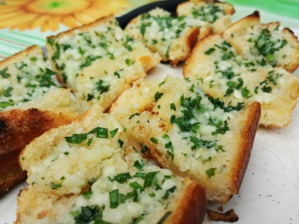 garlic butter bread recipe | घर पर 5 मिनट में बनाएं स्वादिष्ट गार्लिक ब्रेड