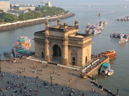 History Today: Raja Rani of Britain visited India for the first time on this day, in memory Gateway of India made | ब्रिटेन के राजा रानी आज ही के दिन पहली बार भारत आए थे, याद में बना गेटवे ऑफ इंडिया