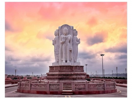 Girishwar Mishra blog: A remembrance of Lord Buddha in this period of great epic | गिरीश्वर मिश्र का ब्लॉग: महाव्यथा के इस काल में भगवान बुद्ध का स्मरण