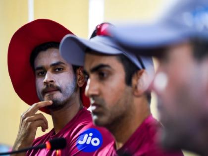 shreyas iyer says it was gautam gambhir decision to sit out vs kkr match | IPL 2018: गंभीर को KKR के खिलाफ मैच में खेलने से किसने रोका, श्रेयष अय्यर ने खोला राज