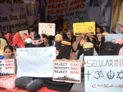 Jharkhand: During protests against CAA in Wasseypur too, women said- "Mother and country are not changed" | झारखंड: वासेपुर में CAA के खिलाफ विरोध प्रदर्शन के दौरान महिलाओं ने कहा- "मां और मुल्क नहीं बदला जाता है"
